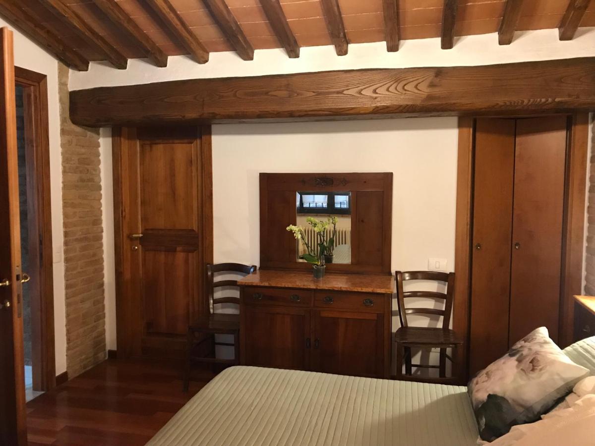 La Perla Tra Gli Ulivi Apartment Сиена Екстериор снимка
