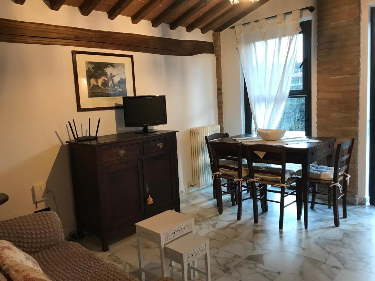 La Perla Tra Gli Ulivi Apartment Сиена Екстериор снимка